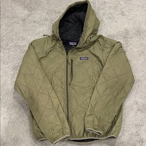 Patagonia Men's Quilted Hooded Jacket in Olive